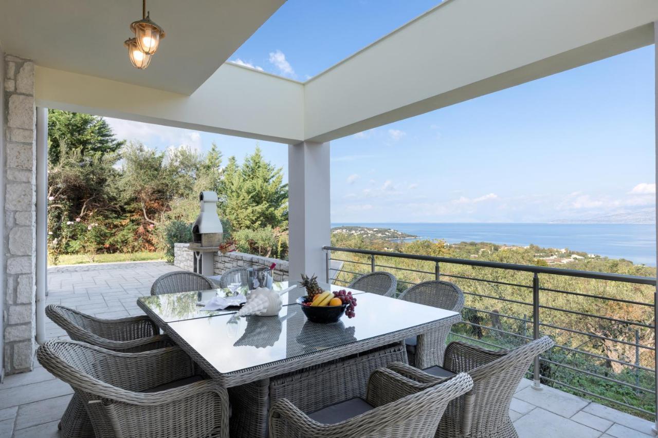 Villa White Stone By Rodostamo Collection Kassiopi Bagian luar foto