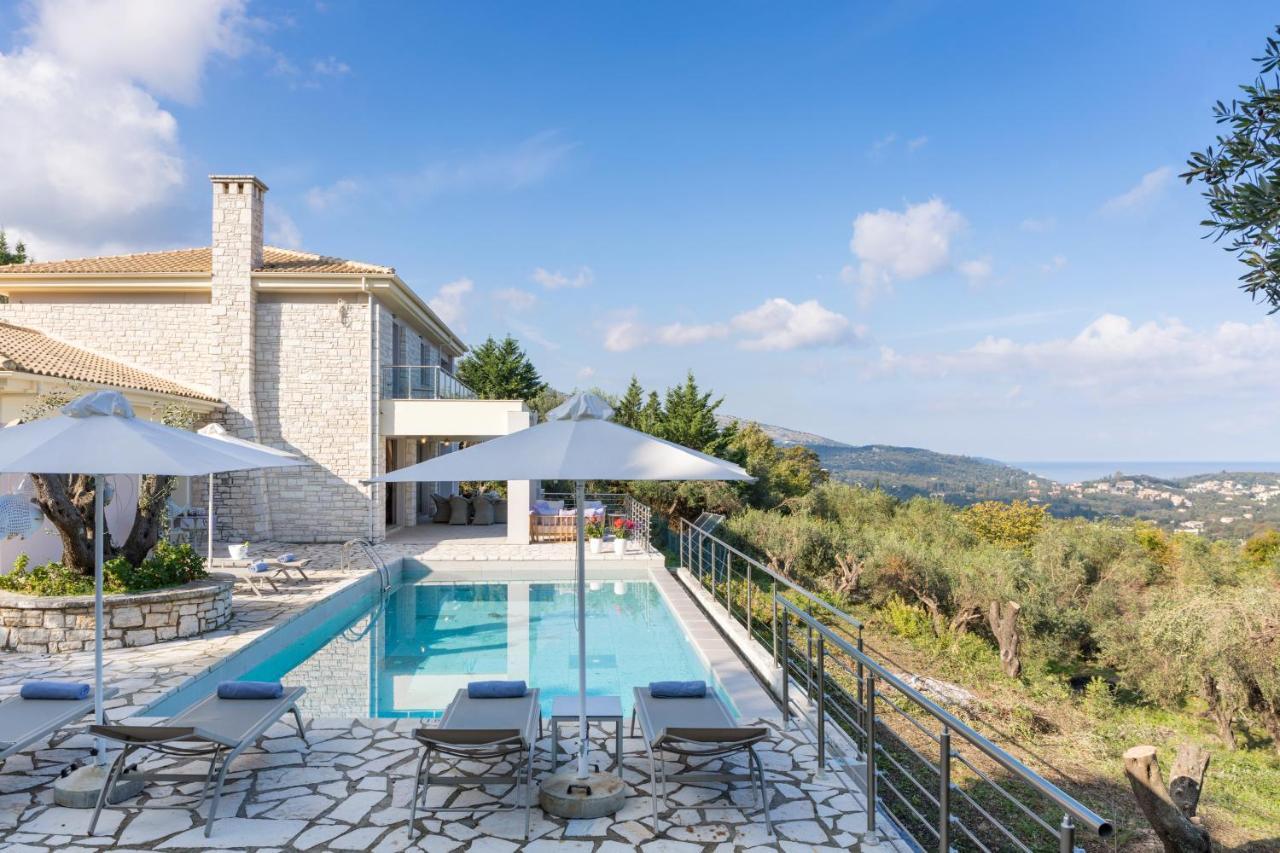 Villa White Stone By Rodostamo Collection Kassiopi Bagian luar foto